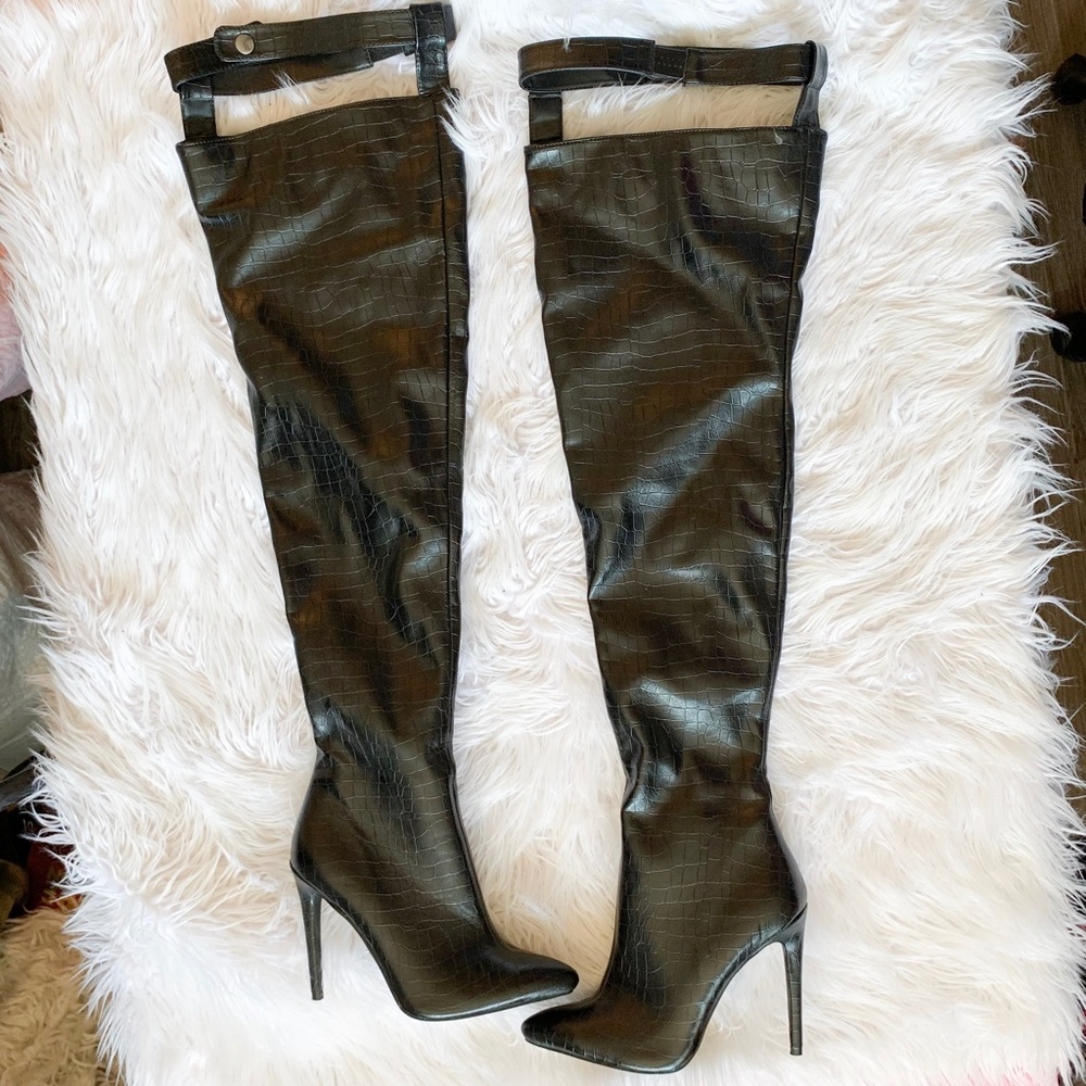 Missguided x Fanny Lyckman Garter Boots